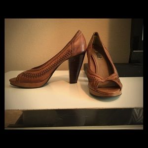 Peep toe heels