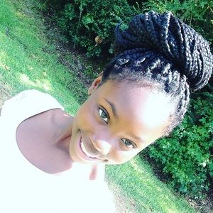 Meet your Posher, Kaitlin