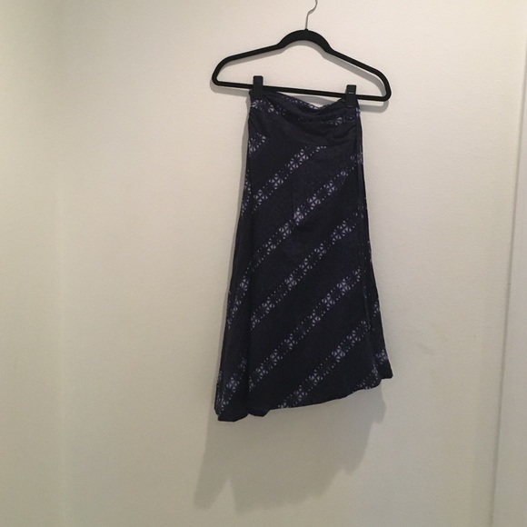 Asymmetrical maxi skirt