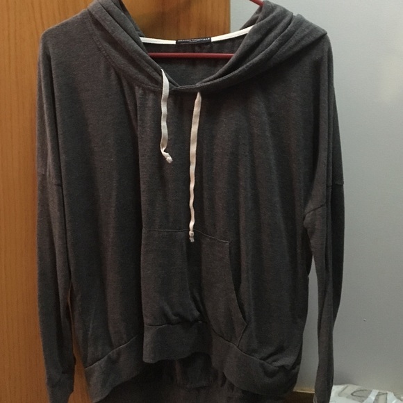 Brandy Melville grey long sleeved sweater