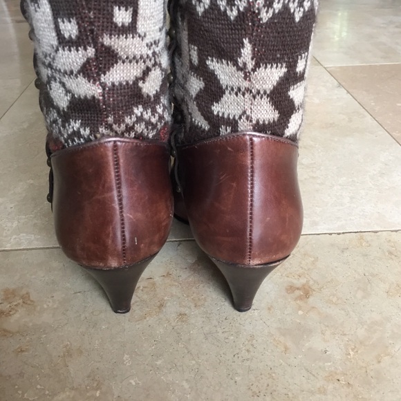 💥SALE💥 Cole Haan Fairisle Boots w/Bronze Studs - Picture 3 of 4