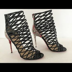 CHRISTIAN LOUBOUTIN MILLE CINQUE CAGE PUMP SZ 40