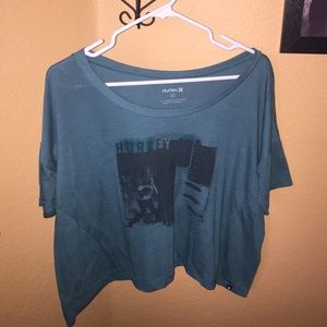 Off the shoulder tee