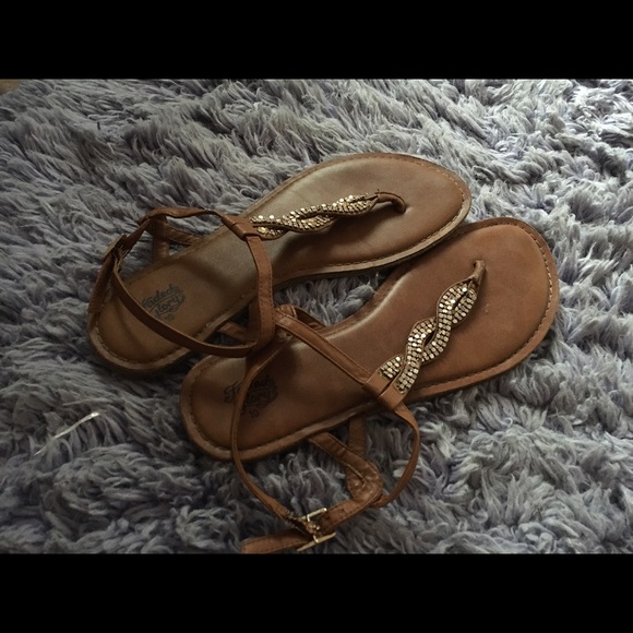 Strapped sandals