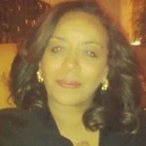 Meet your Posher, Val