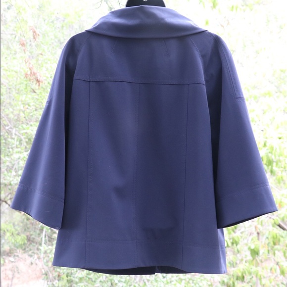 St John jacket - Picture 2 of 4