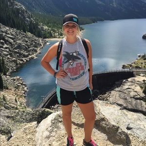 Meet your Posher, Danielle