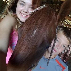 Meet your Posher, Janelle