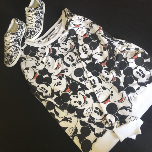 Disneyland shoes and sweater