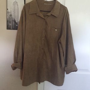 Blouse (button down) cuffed.