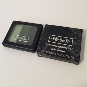 KatVonD true romance eyeshadow trio in "Helmut"