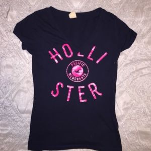 Hollister Graphic T