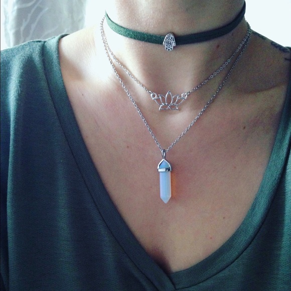 Opalite Crystal Necklace☁️ - Picture 2 of 2