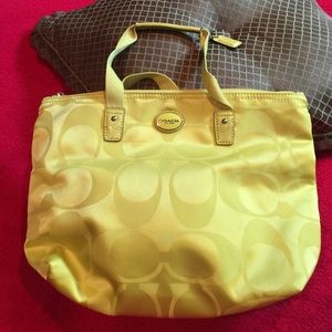Coach small tote! Very cute! only used once