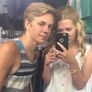 Meet your Posher, Mallory