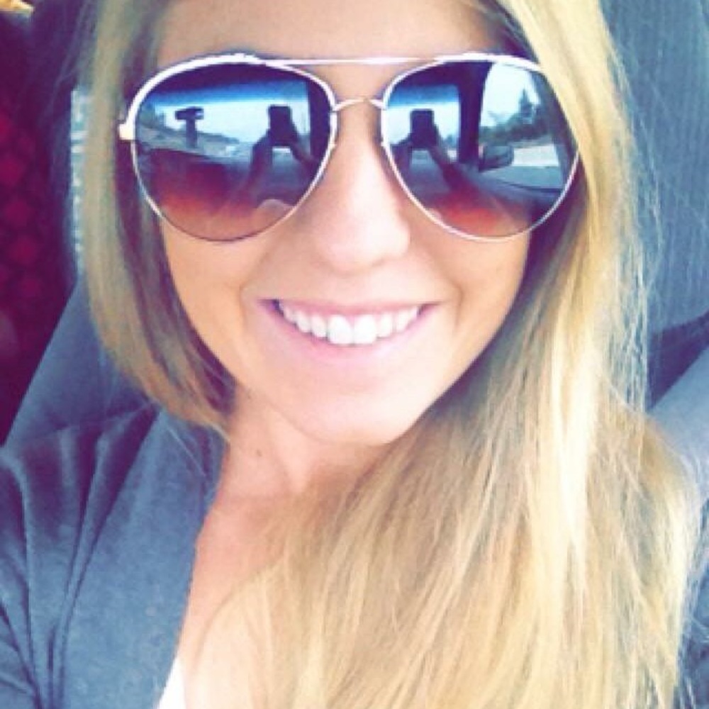 Meet your Posher, Christina