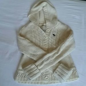 Abercrombie button up sweater