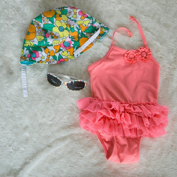 💝 HOST PICK 💝 Baby swimming suit