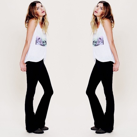 ⚡️FLASH SALE!⚡️FREE PEOPLE Pull-On Black Flares