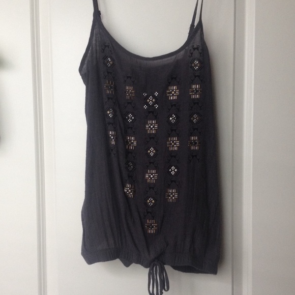 Maurice's grey tank top🐙🌺🐚🌴