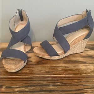 Navy blue Adrienne Vittadini Wedges