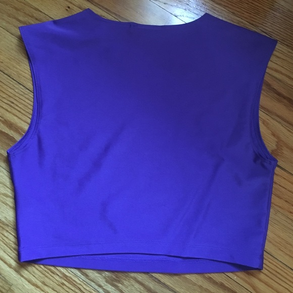 Forever 21 crop top - Picture 2 of 3