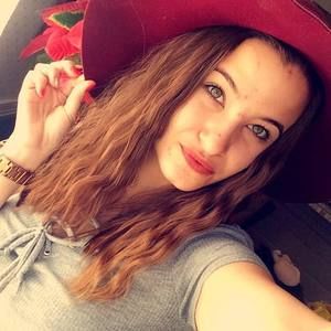 Meet your Posher, Dani