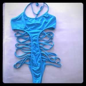 Brand new bathing suit #vegas sensation 😍