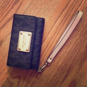 Michael kors clutch bag