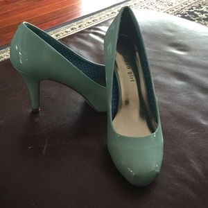 Madden Girl Mint Green Pumps Heels Size 8