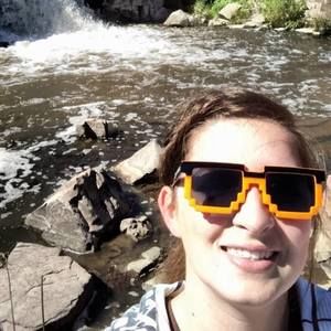 Meet your Posher, Emma