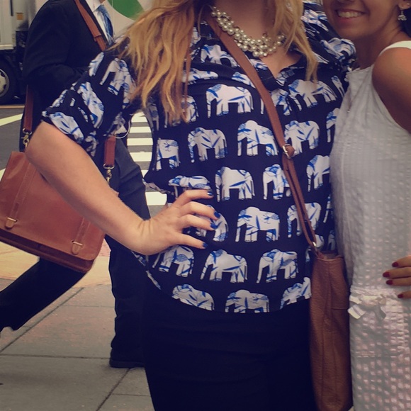 Crown & Ivy elephant top