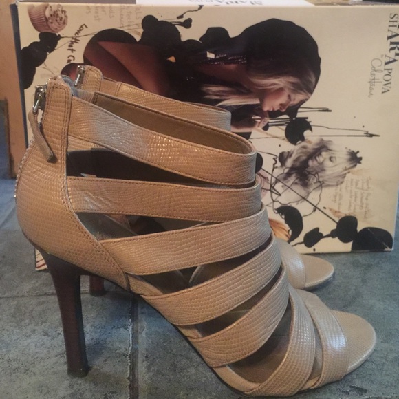 Maria Shariapova by ColeHaan Viola OT Pump - Picture 1 of 4