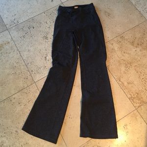 Lucy control top high rise yoga pants. XS