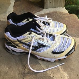 Mizuno Women's Volleyball Court Shoes