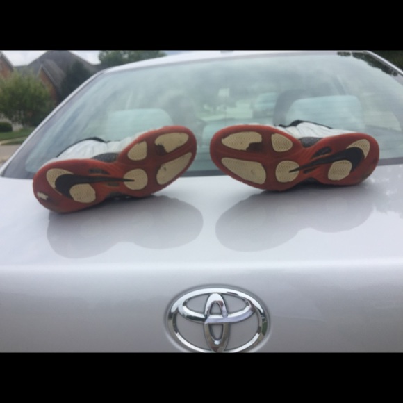 Crimson foams sz 10 - Picture 4 of 4