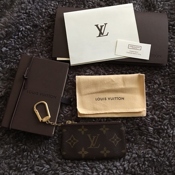 📌SOLD📌Louis Vuitton Cles Monogram - Picture 1 of 4
