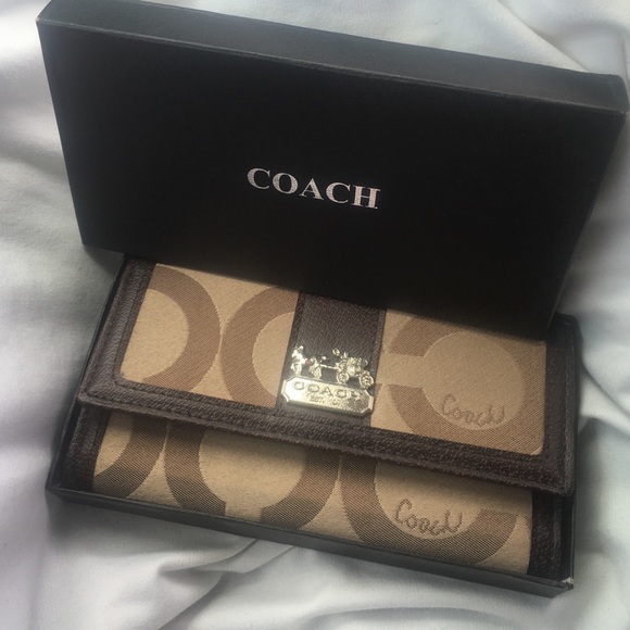 Coach Wallet - Picture 3 of 3