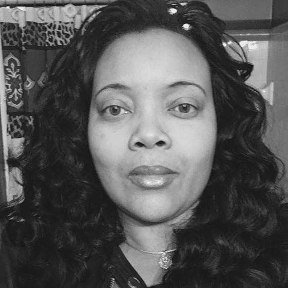 Meet your Posher, Lashanze - Picture 2 of 2