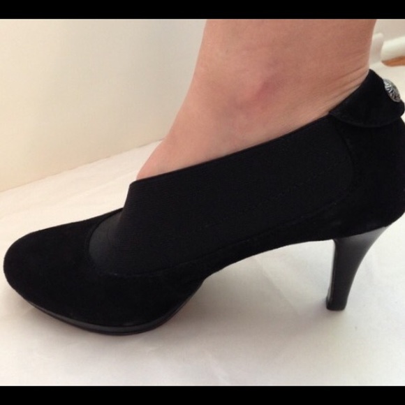 Anne Klein Shoes - Anne Klein black suede booties. Like new Anne Klein Shoes - Anne Klein black suede booties. Like new