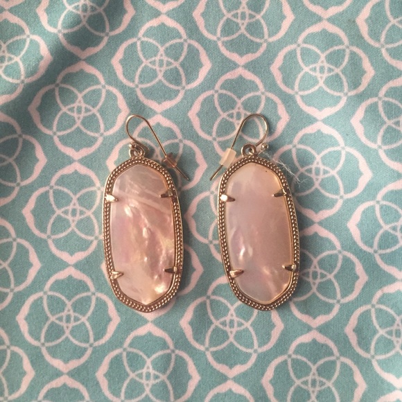 Kendra Scott Elle Earrings - Mother of Pearl