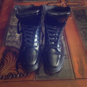 Dr martens boots shoes