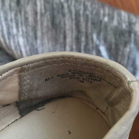 Boutique 9 color block flats - Picture 3 of 3