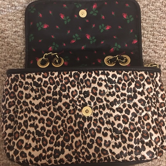 Betsey Johnson purse - Picture 4 of 4