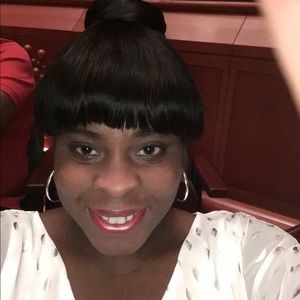 Meet your Posher, Pascale