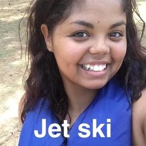 Meet your Posher, Lorainy