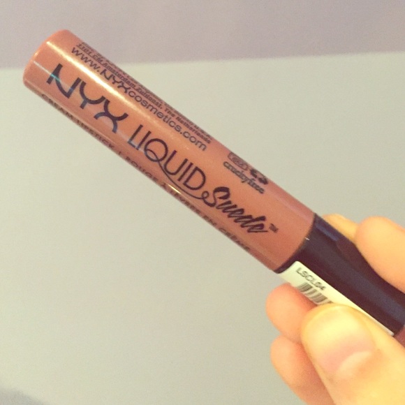 NYX Liquid Suede Cream Lipstick in Soft-spoken