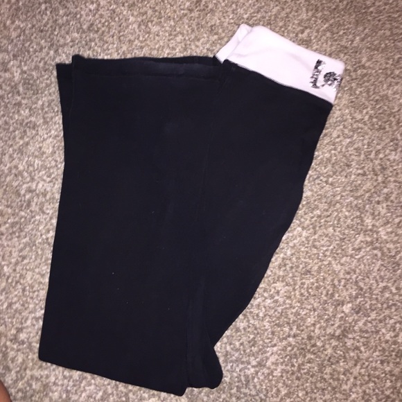 Express yoga pants