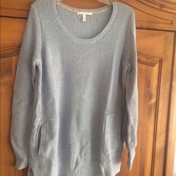 Victoria's Secret Sweaters - 🐰🌿🐶 VS NEW IN BAG LIGHT GRAY SWEATER