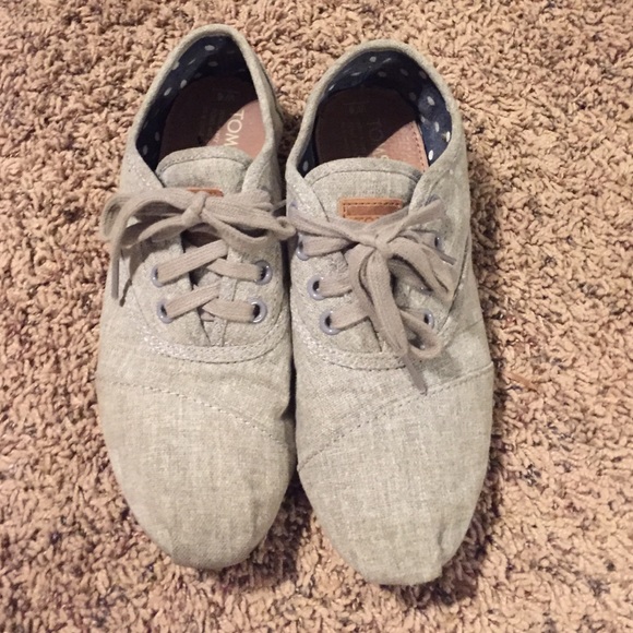 Gray TOMS